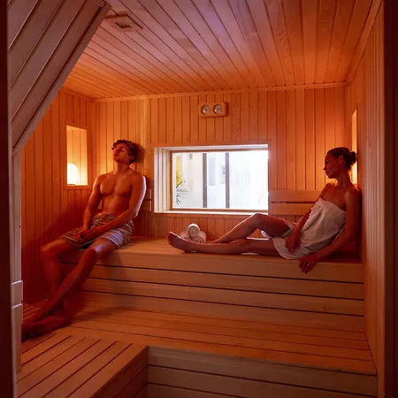 Elika Cave & غوريمِيه